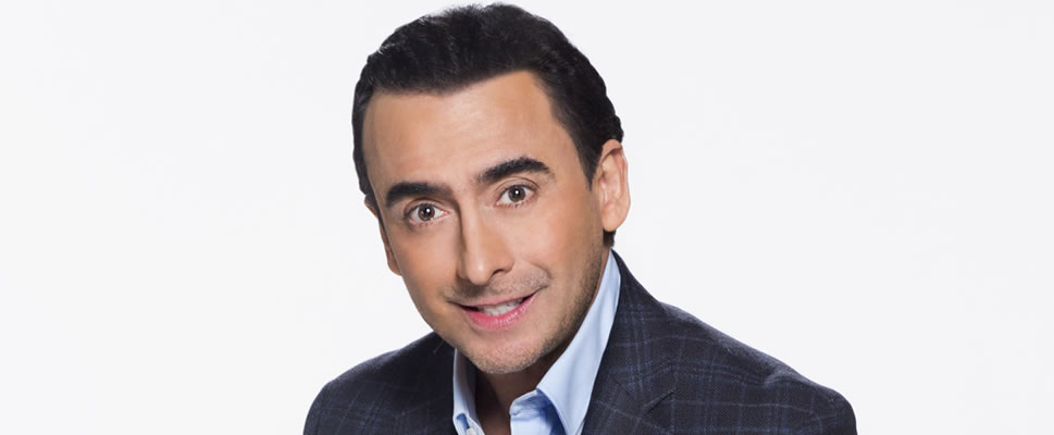 Adal Ramones se une a la conducción de la gala de entrega de los PLATINO