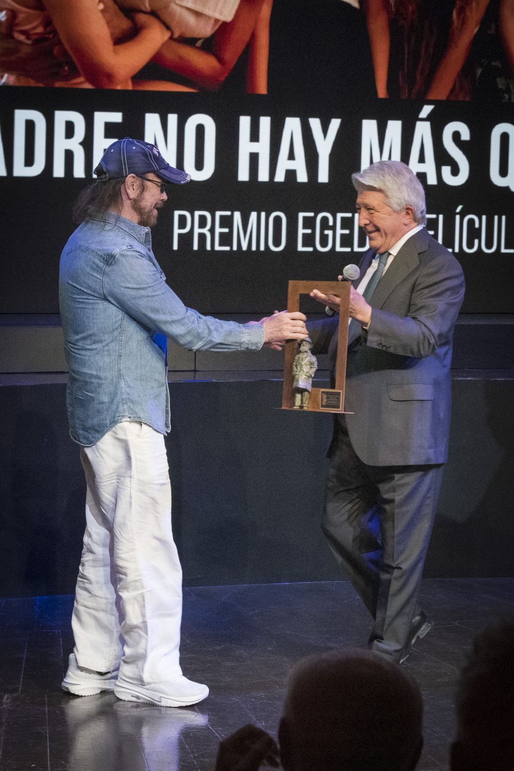 <b>PADRE NO HAY M&Aacute;S QUE UNO 5 SE ALZA CON EL PREMIO EGEDA A LA COMEDIA NACIONAL M&Aacute;S EXITOSA EN TAQUILLA EN LA V EDICI&Oacute;N DE LOS PREMIOS BERLANGA AL HUMOR</b>