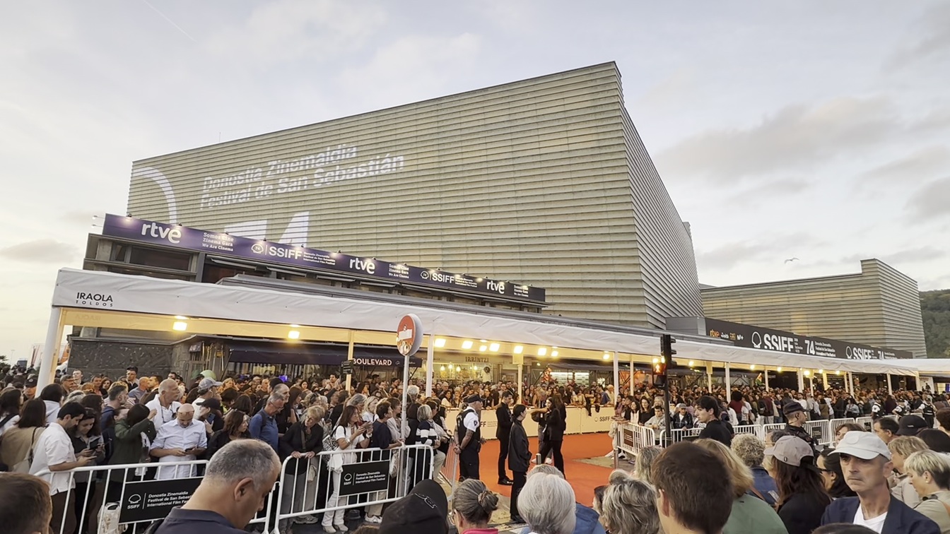 LA 74&ordf; EDICI&Oacute;N DEL FESTIVAL DE SAN SEBASTI&Aacute;N COLOCA EN SU PALMAR&Eacute;S A JAVIER C&Aacute;MARA, JOS&Eacute; RAM&Oacute;N SOROIZ, LOS DOMINGOS Y LA BOLA NEGRA