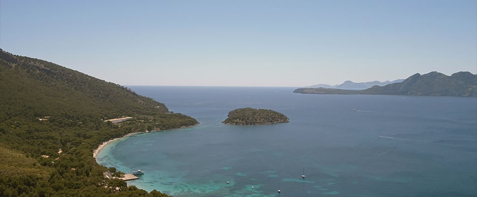 FORMENTOR, EL MAR DE LAS PALABRAS