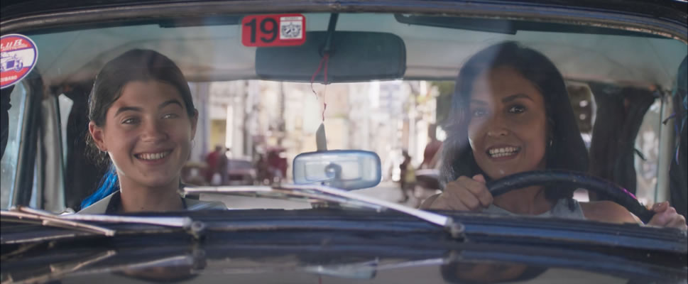 5 HISTORIAS DE AMOR Y UN BOLER�N DESESPERADO