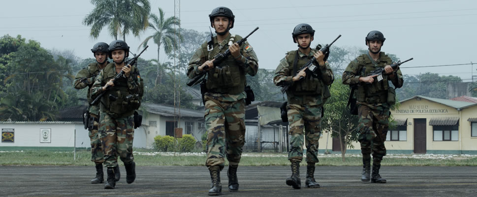 GARRAS: DIOS Y EL DIABLO EST�N DE VACACIONES