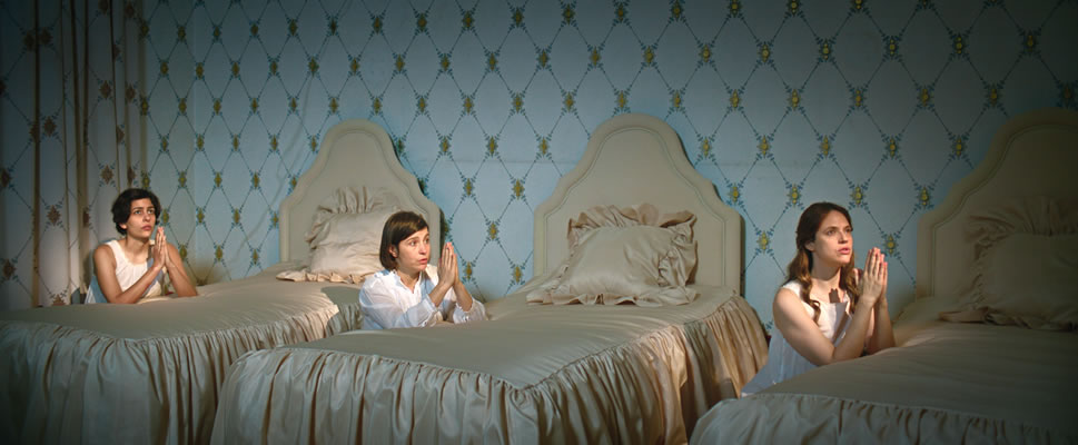 AS MENINAS EXEMPLARES