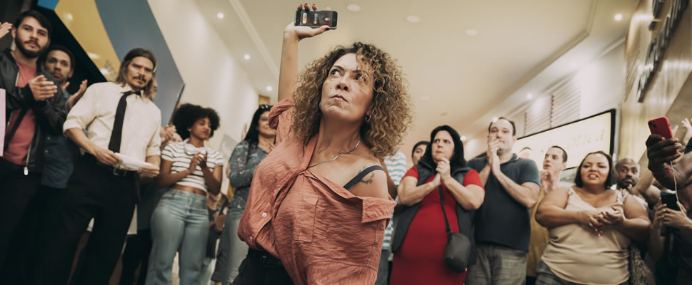 UMA MULHER SEM FILTRO