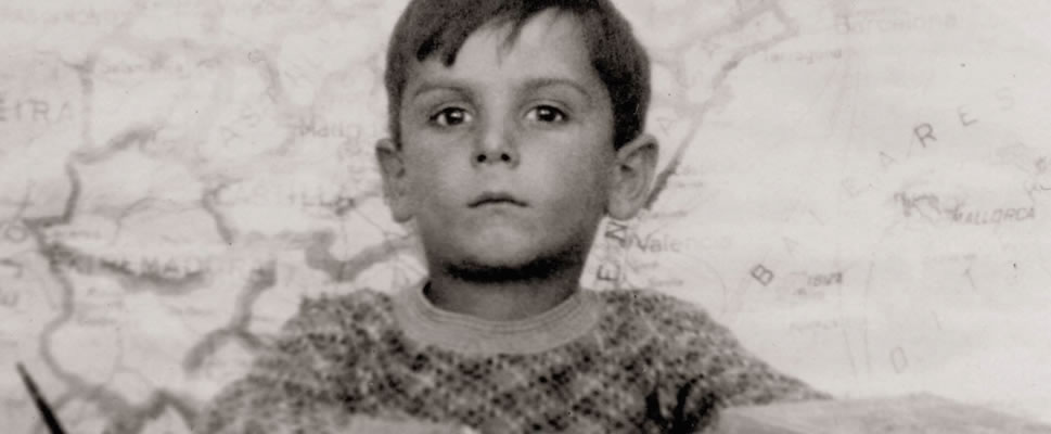 CARLOS SAURA. ESE NI�O DE LA FOTOGRAF�A