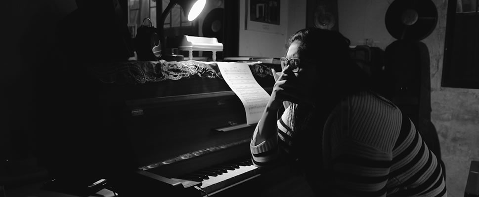 93: HISTORIAS CONTADAS A TRAVÉS DE UN PIANO